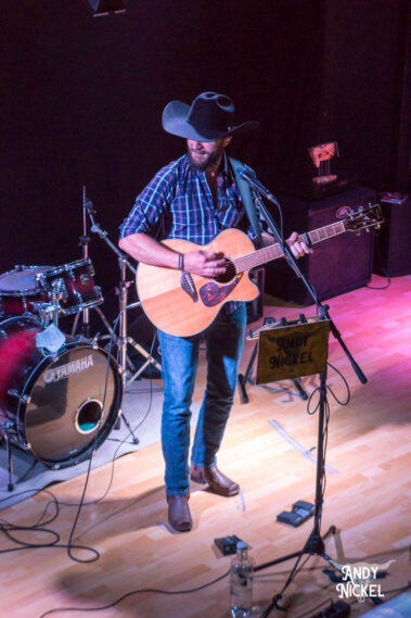 Four Corners 22 08 2020 2 von 38